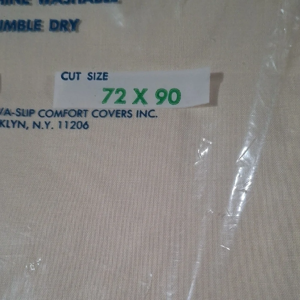 New.Superior Cream Blanket & Comforter Cover Size 72×90